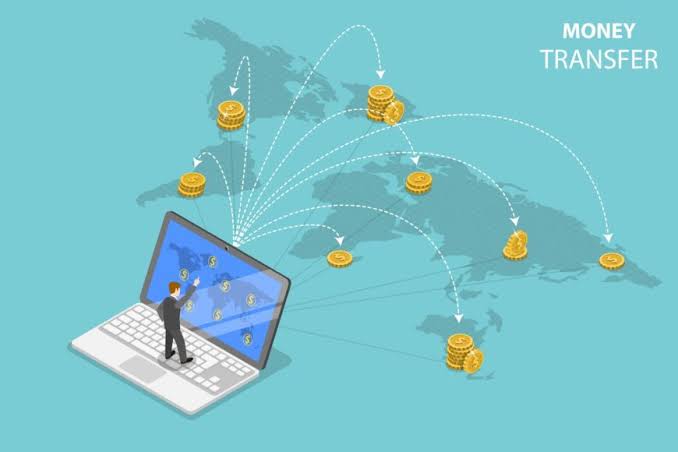 Sportello dedicato ai servizi di money transfer in un negozio